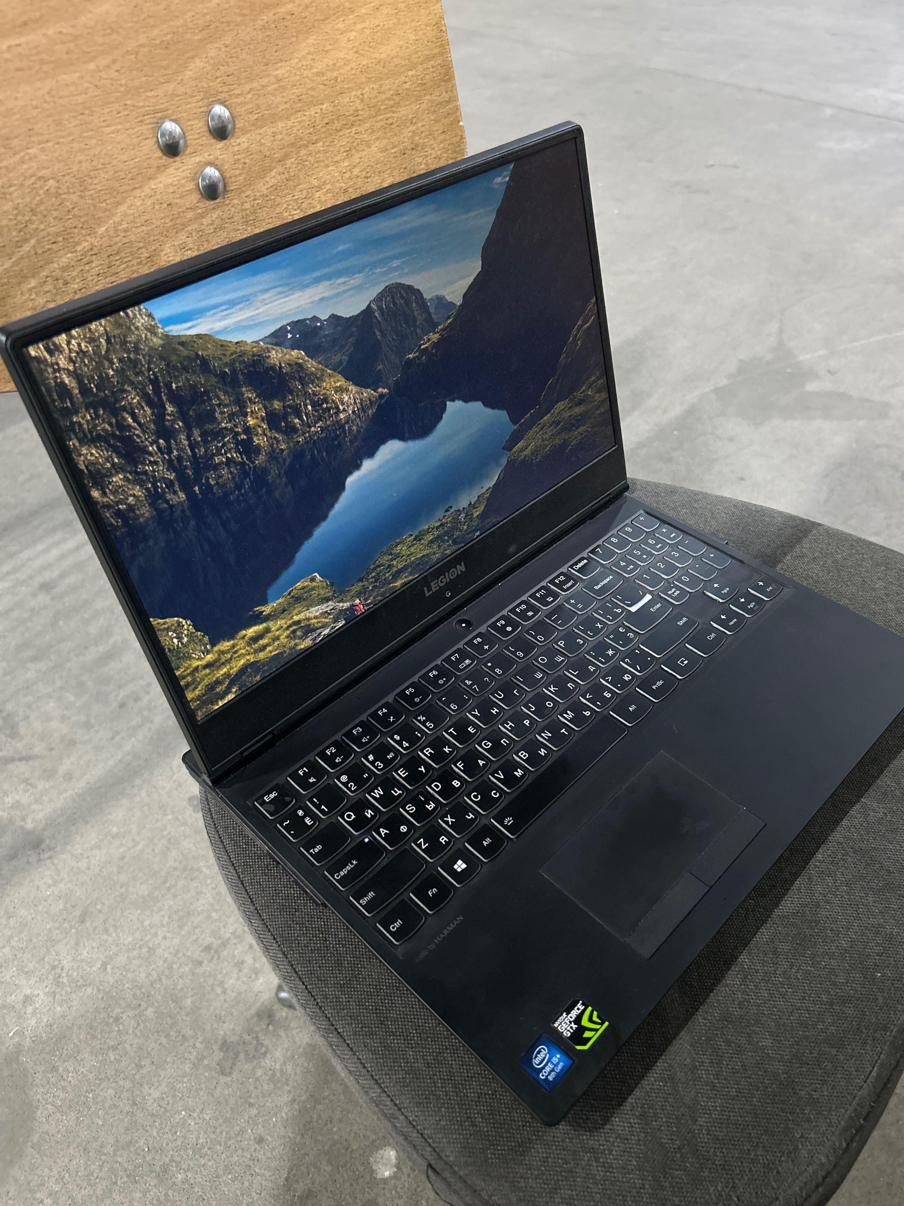 Ноутбук Lenovo Legion Y530-15ICH Black