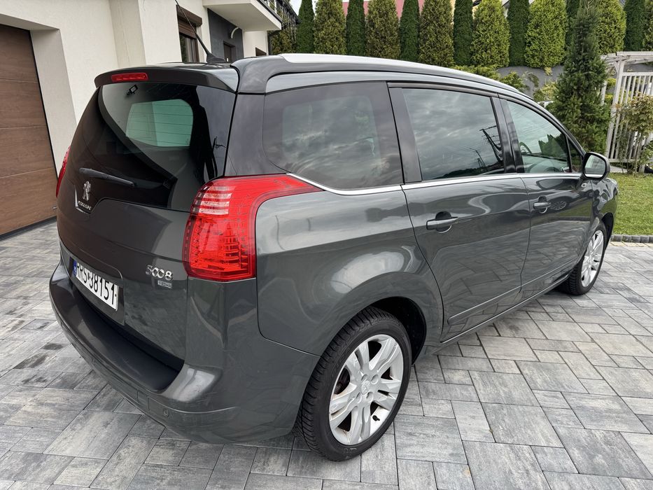 Peugeot 5008/Panorama /1.6 HDI /2014 R/Automat/Lift