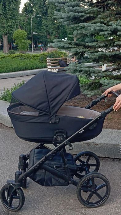 Продам коляску Kiwi bair