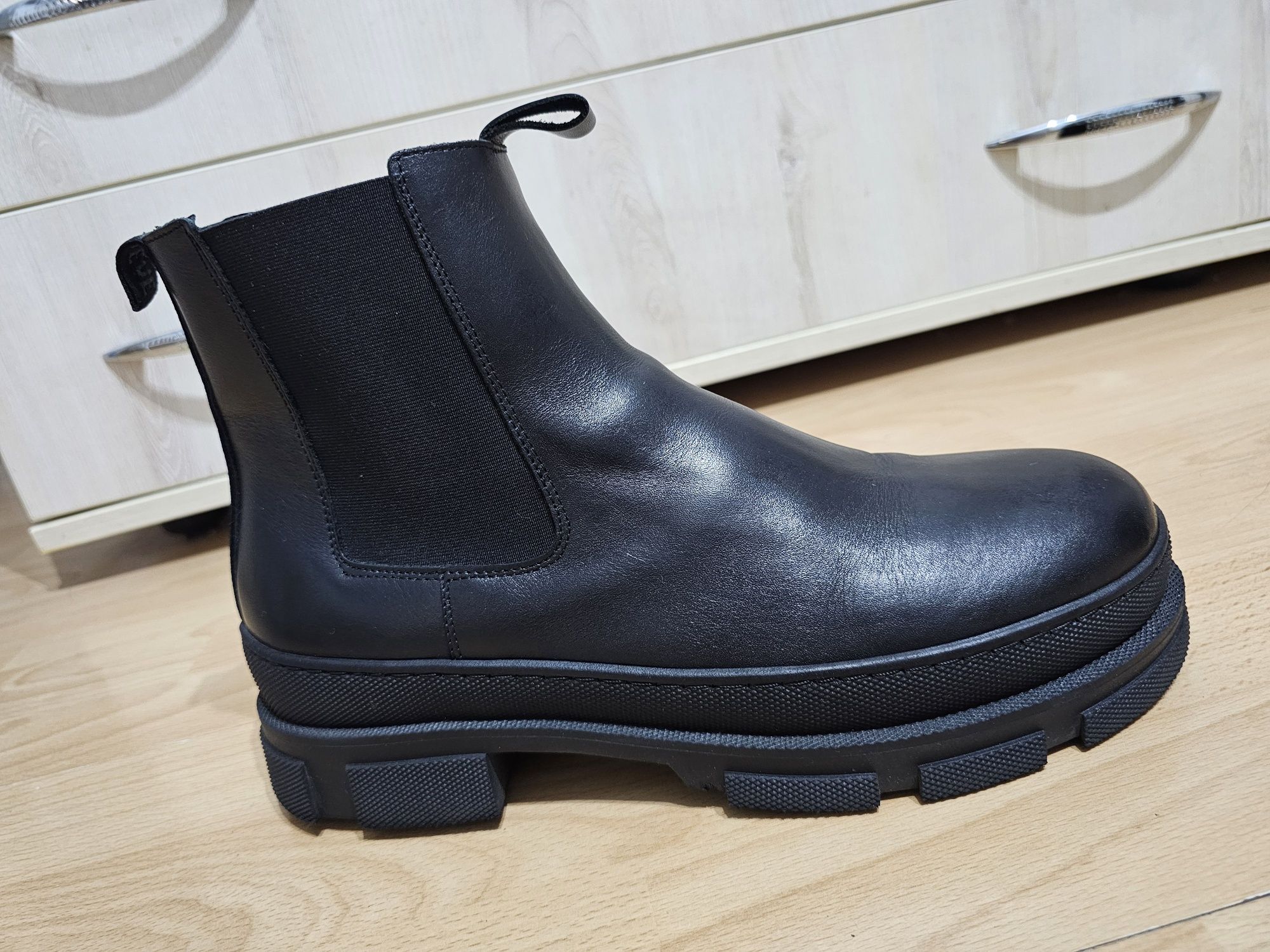 Steve Madden botki r.44