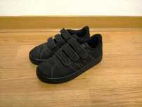 Chłopięce buty Adidas r.29