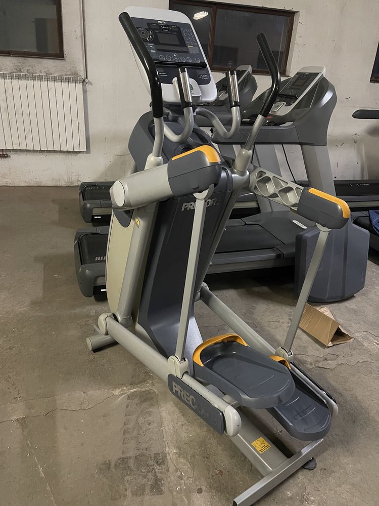 Orbitrek Precor AMT 100i