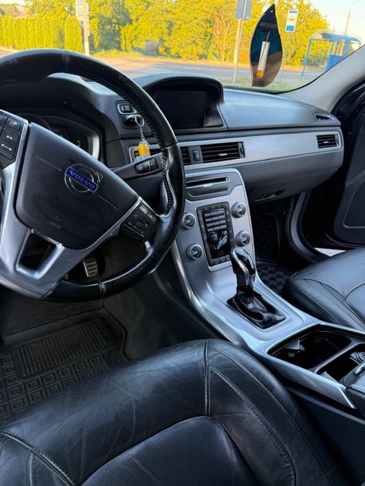 Продам Volvo V70 2015 року, 2.0 Дизель.