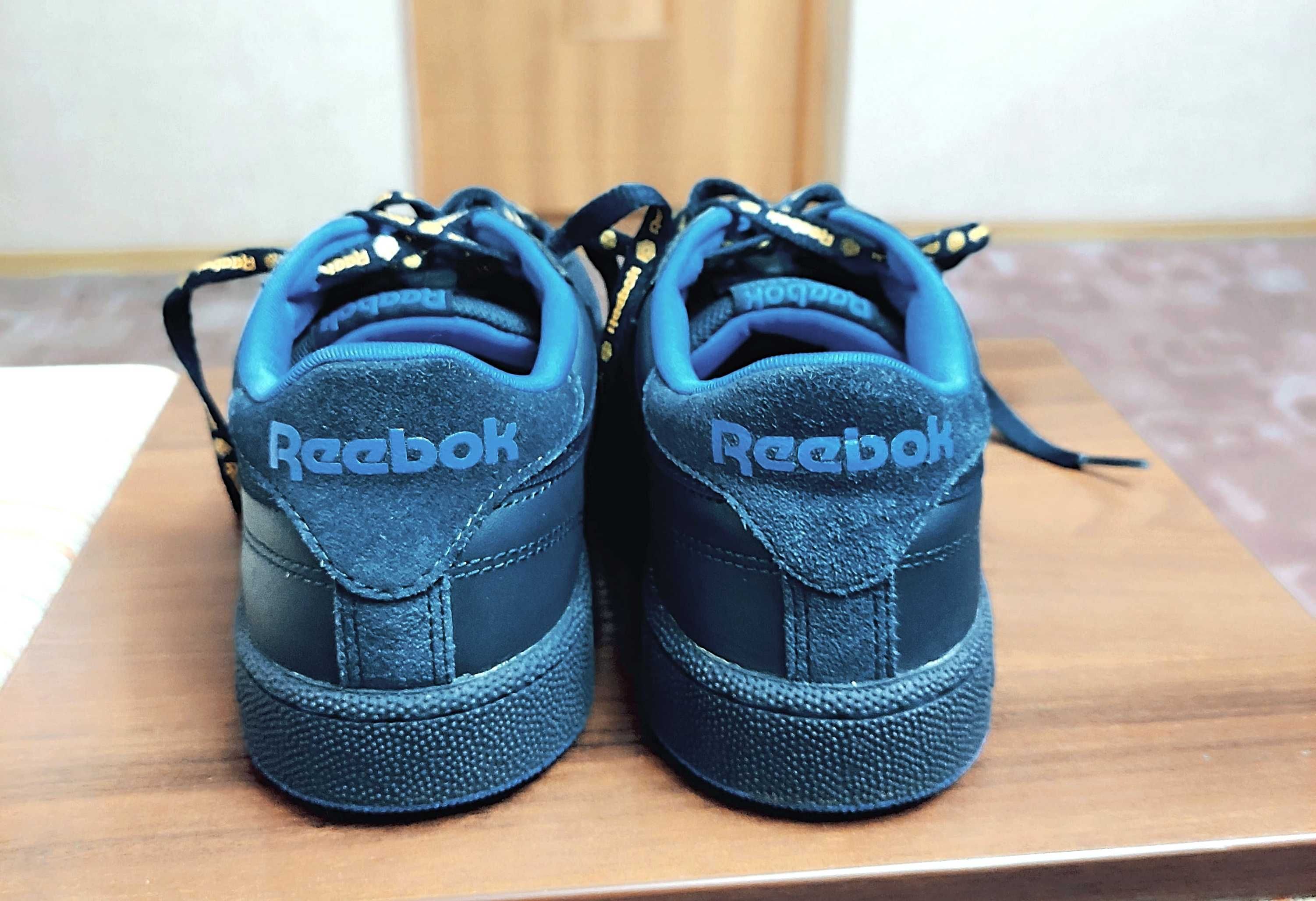 Чоловічі кросівки Rebook Classic Navy Blue