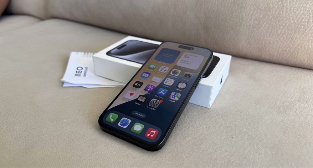 Iphone pro 15 com garantia