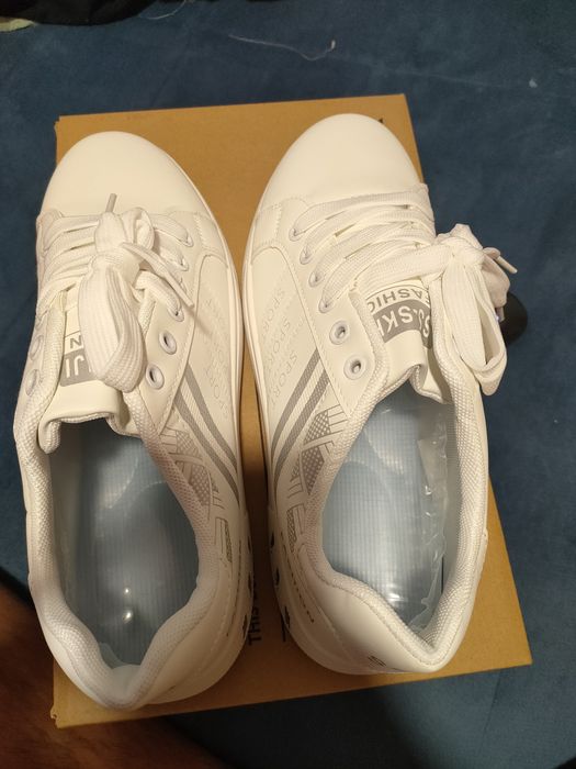 Vendo sapatilhas novas