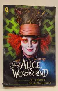 Książka - "Alice in Wonderland"  w języku Angielskim