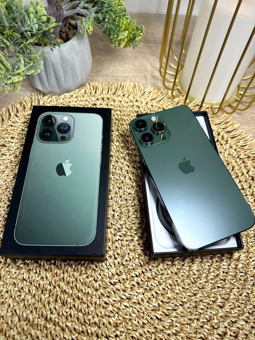 IPhone 13 Pro (Alpine Green) 64GB IPhone Xr в корпусі 13 Pro