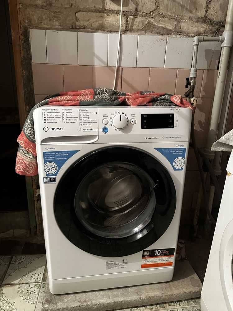 D1K Продам комнату в общежитии  ул. Селянская, 76