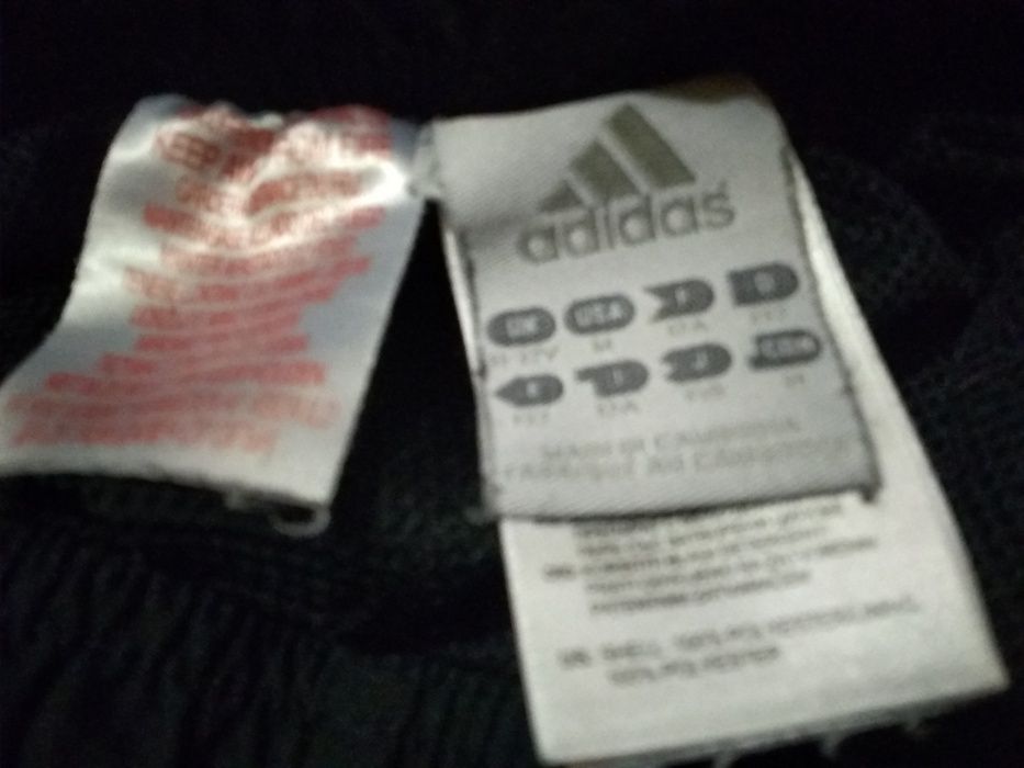 Продам детские спортивные штаны Adidas и куртку кимоно.