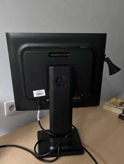 Monitor HP EliteDisplay E190i 19" LED 1280x1024 IPS używany