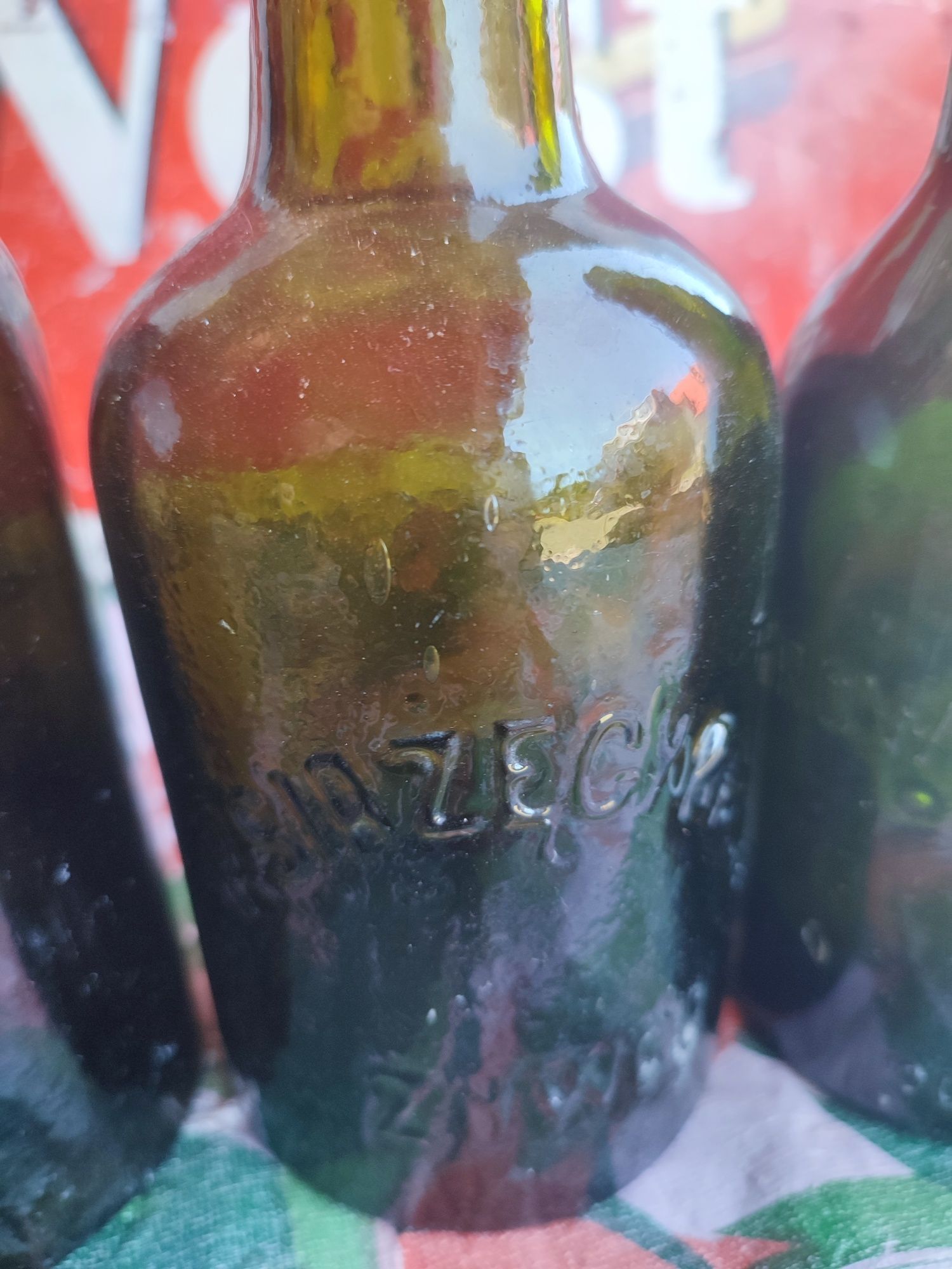 Przedwojenne butelki z browaru Żywiec
