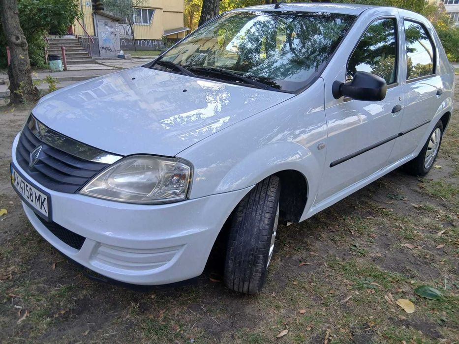 Продам Renault Logan 2012 бензин/газ