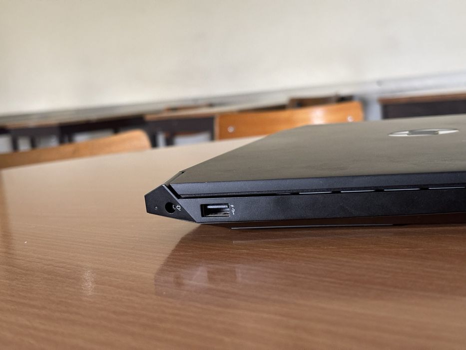 PC HP Pavilion Gaming (como novo)