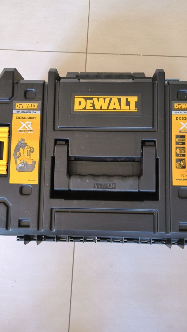 Nożyce do prętów DeWalt DCS 350