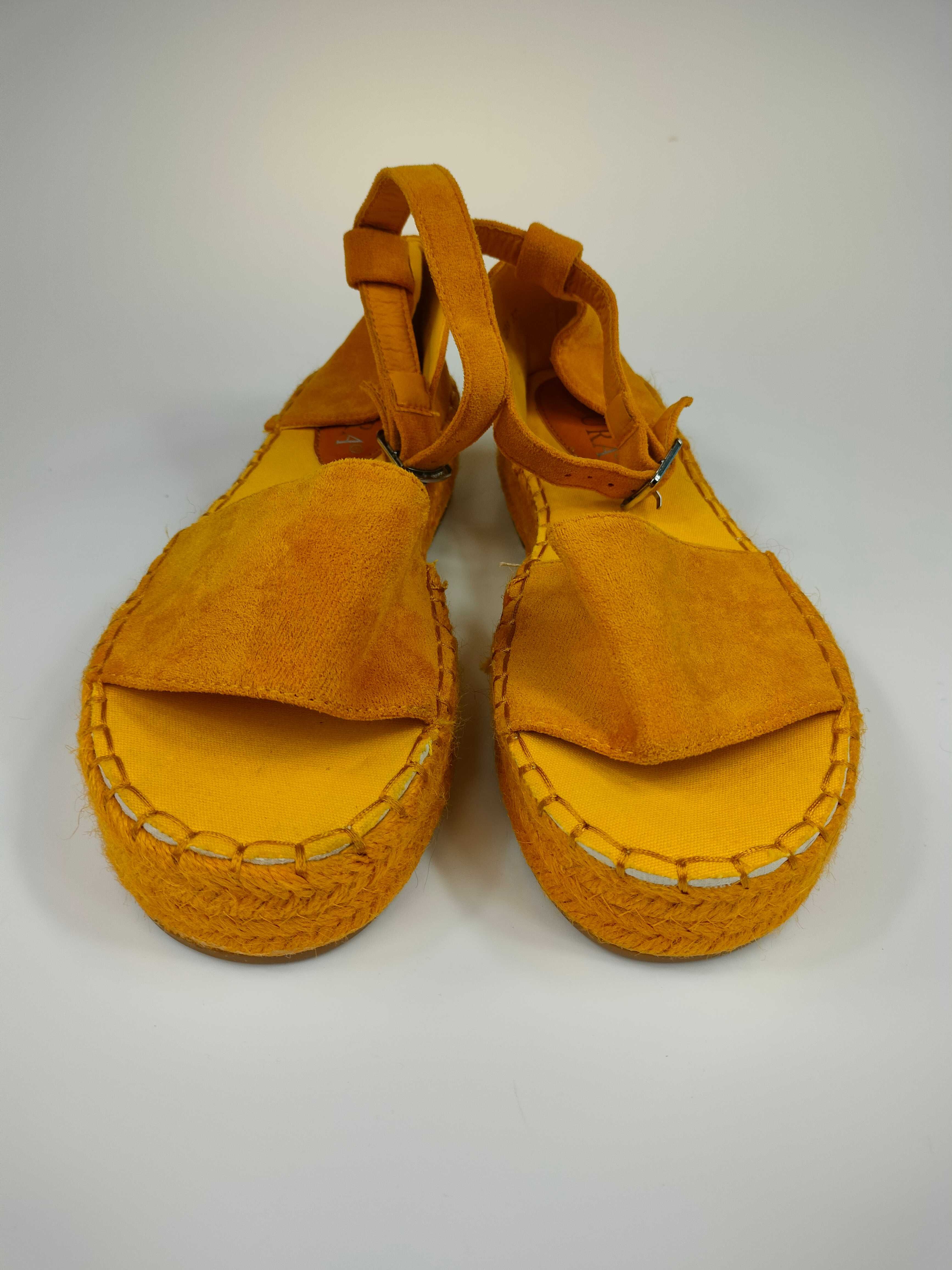 sandały espadryle mały koturn Acora r 37