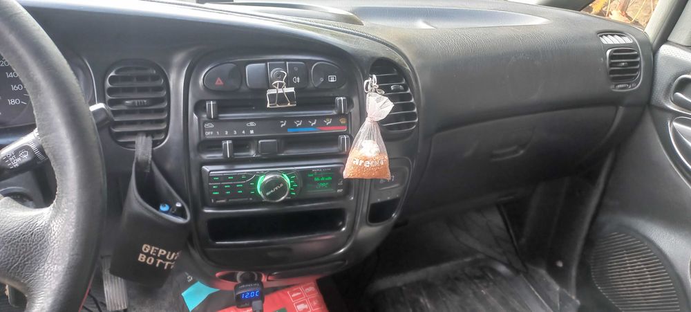 Продам HYUNDAI H200