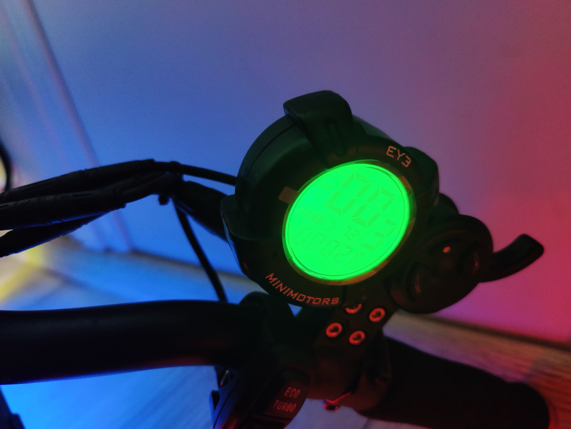 Kaabo mantis 8 pro+ електросамокат