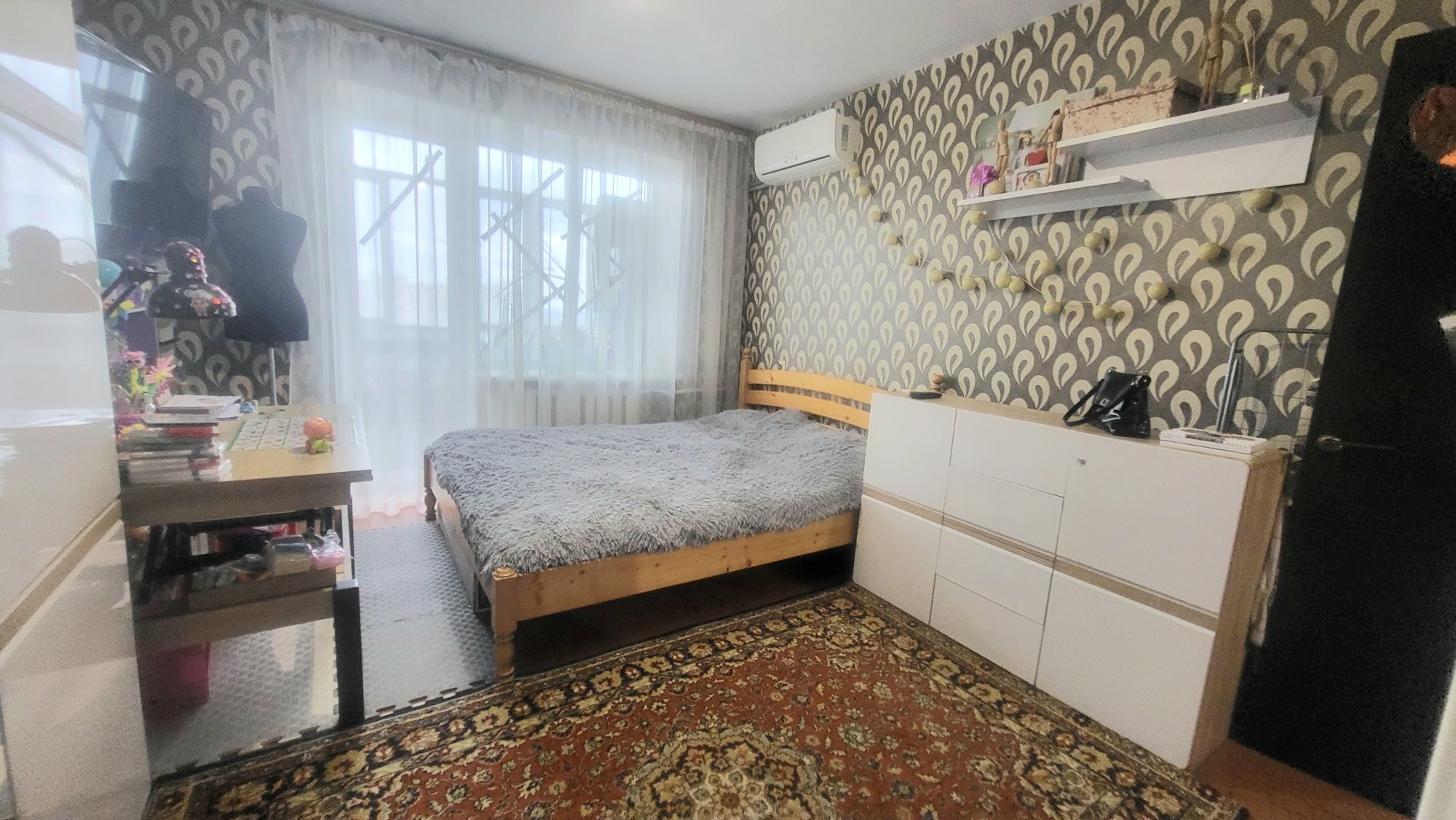Продаю 1квартиру на проспекті Центральний