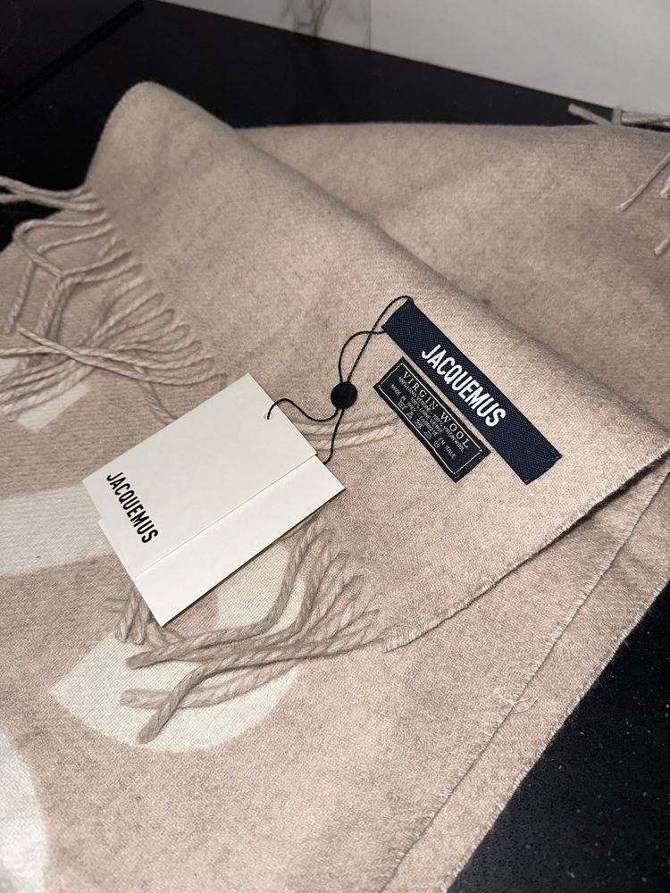Шарф Jacquemus бежевий