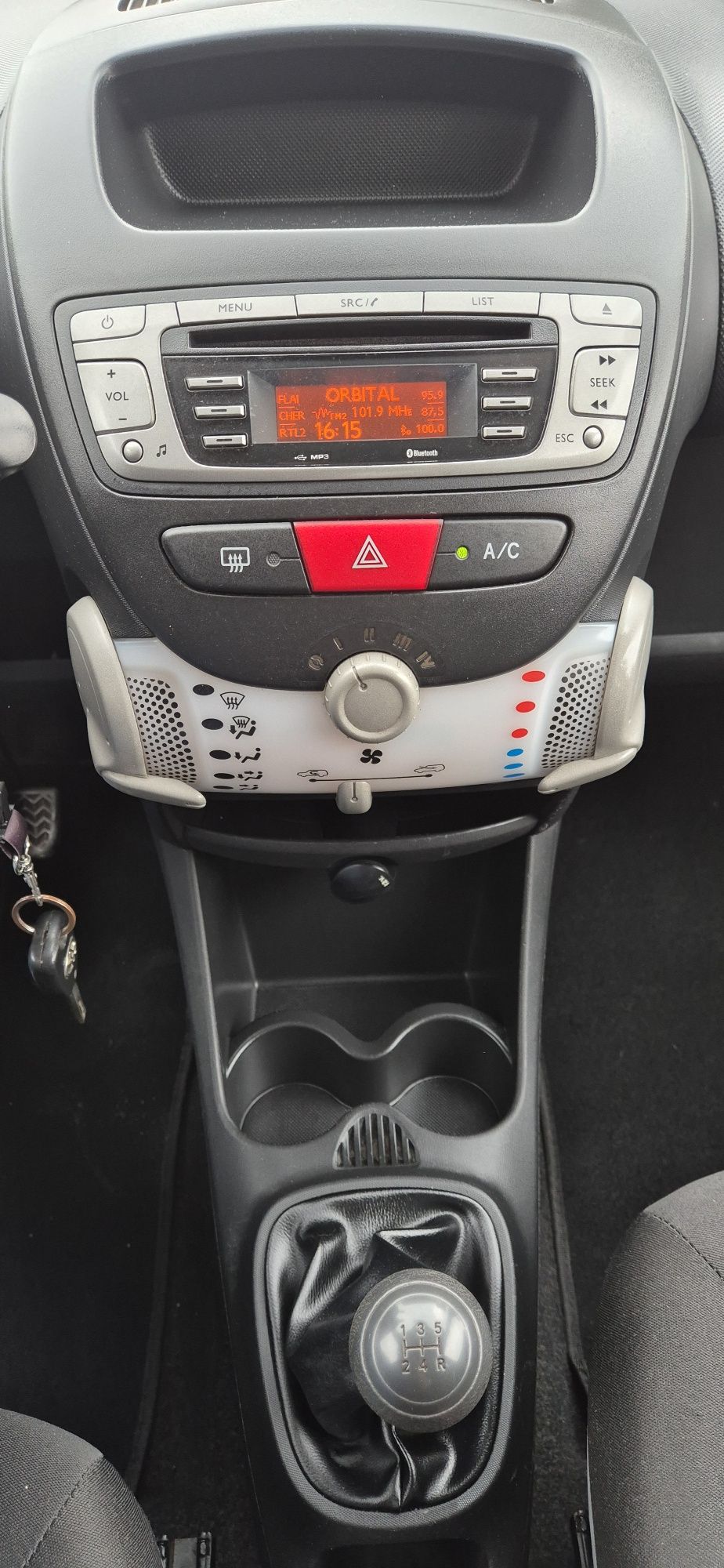Toyota Aygo 1.0 5 Portas AC  de 2013 APENAS 81.000KM