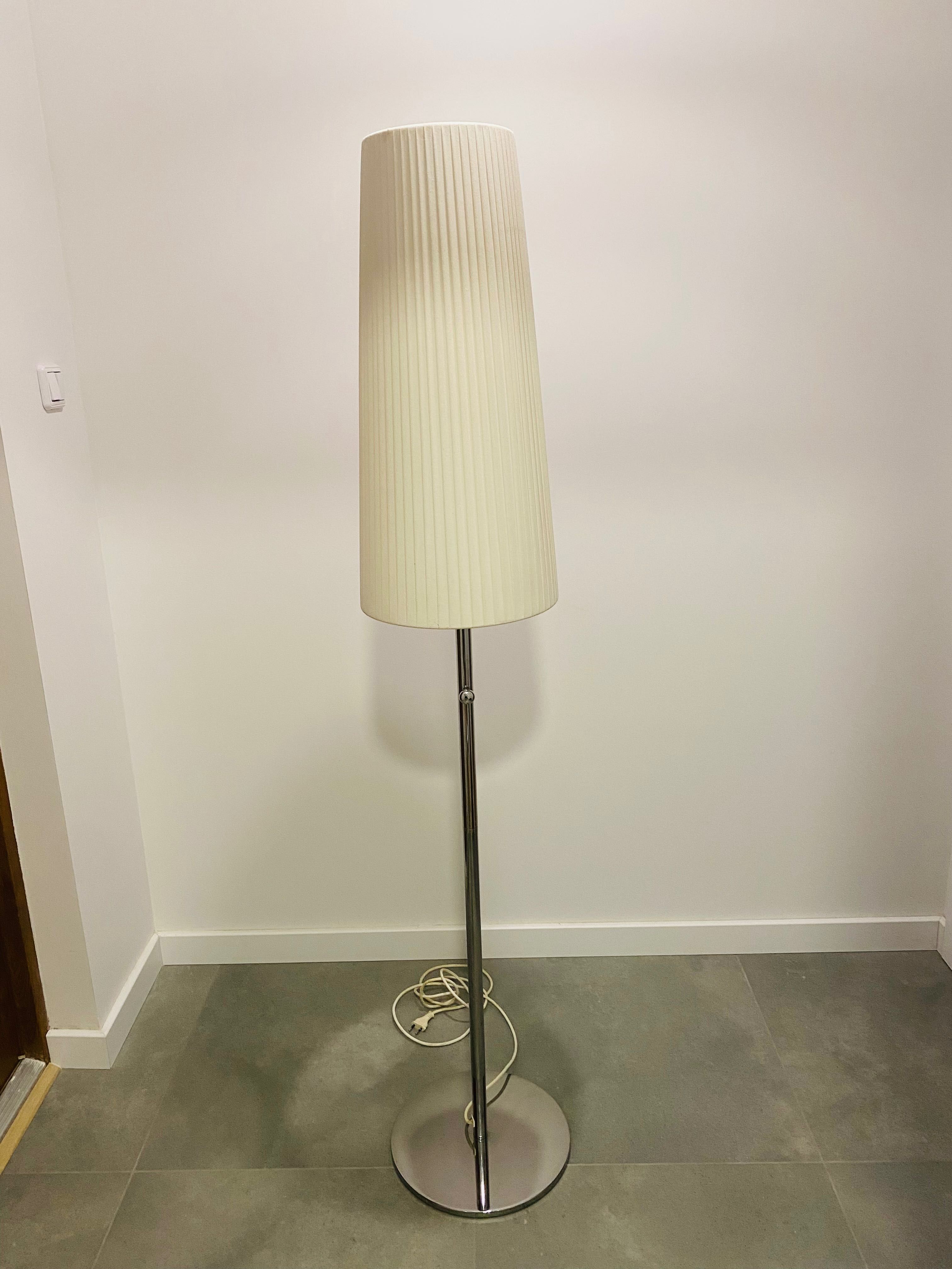 Lampa podłogowa 160cm