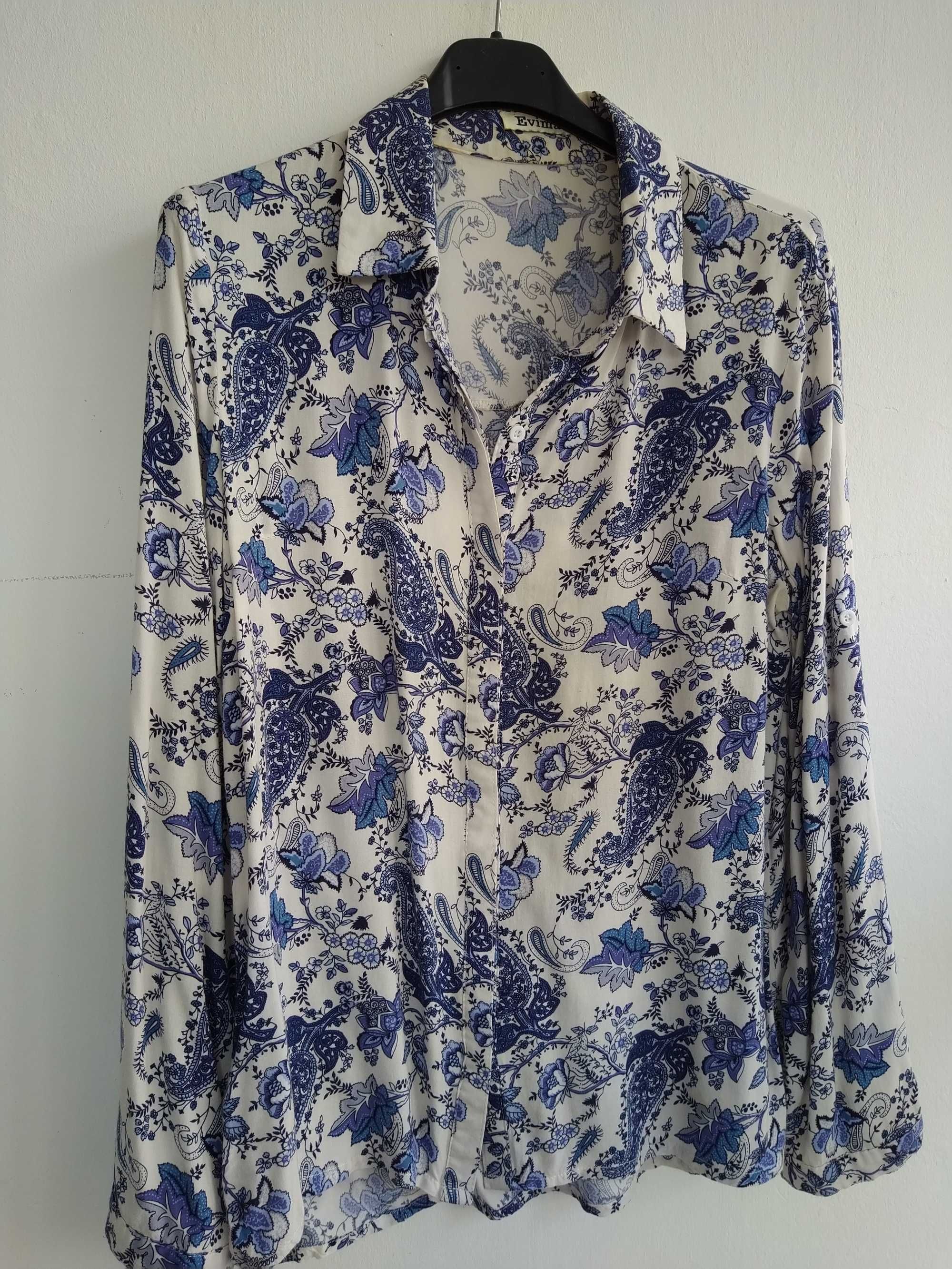 Blusa elegante em tons de azul - Tamanho M