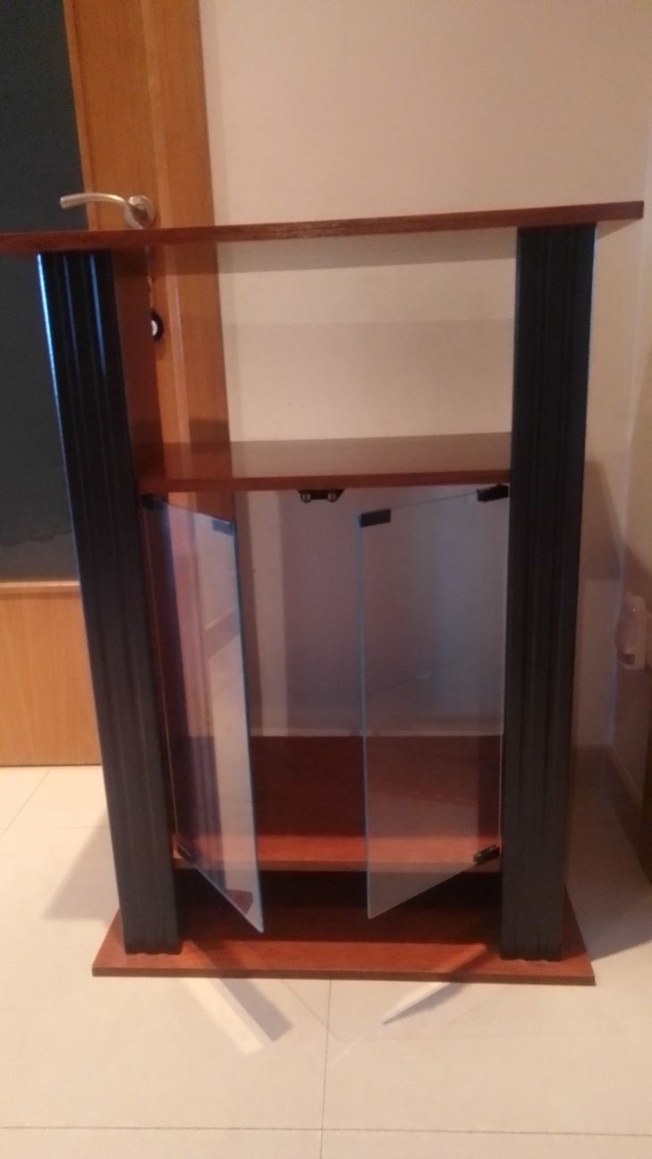 Movel para Hi-Fi