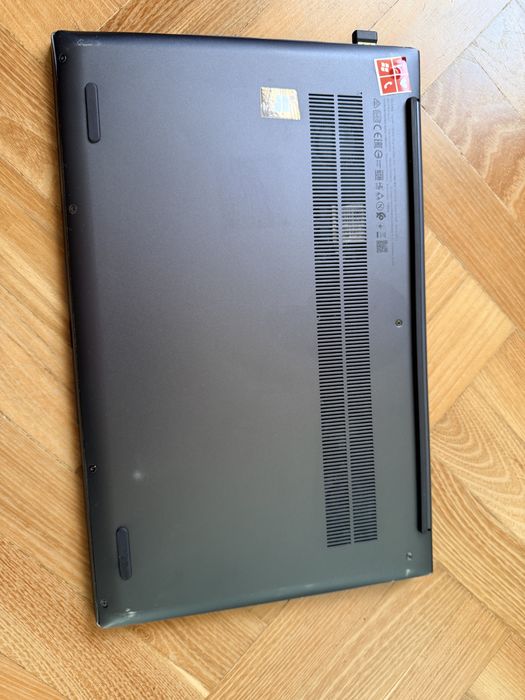 Lenovo Yoga Slim 7 16GB ram Ryzen 5 512 SSD 100% sprawny laptop