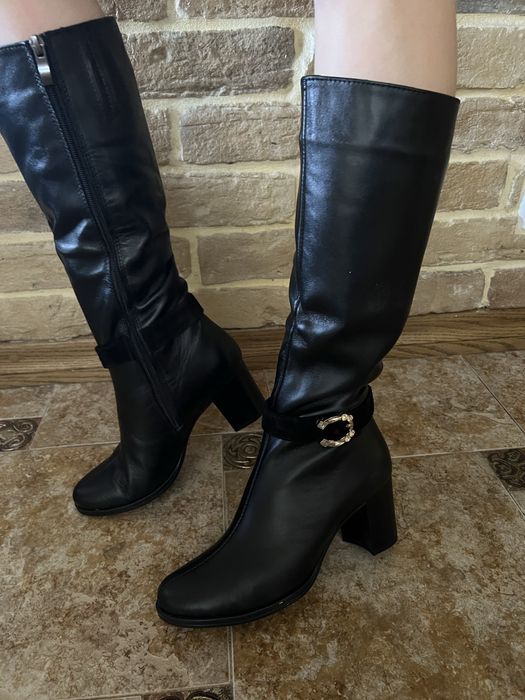 Шкіряне жіноче взуття