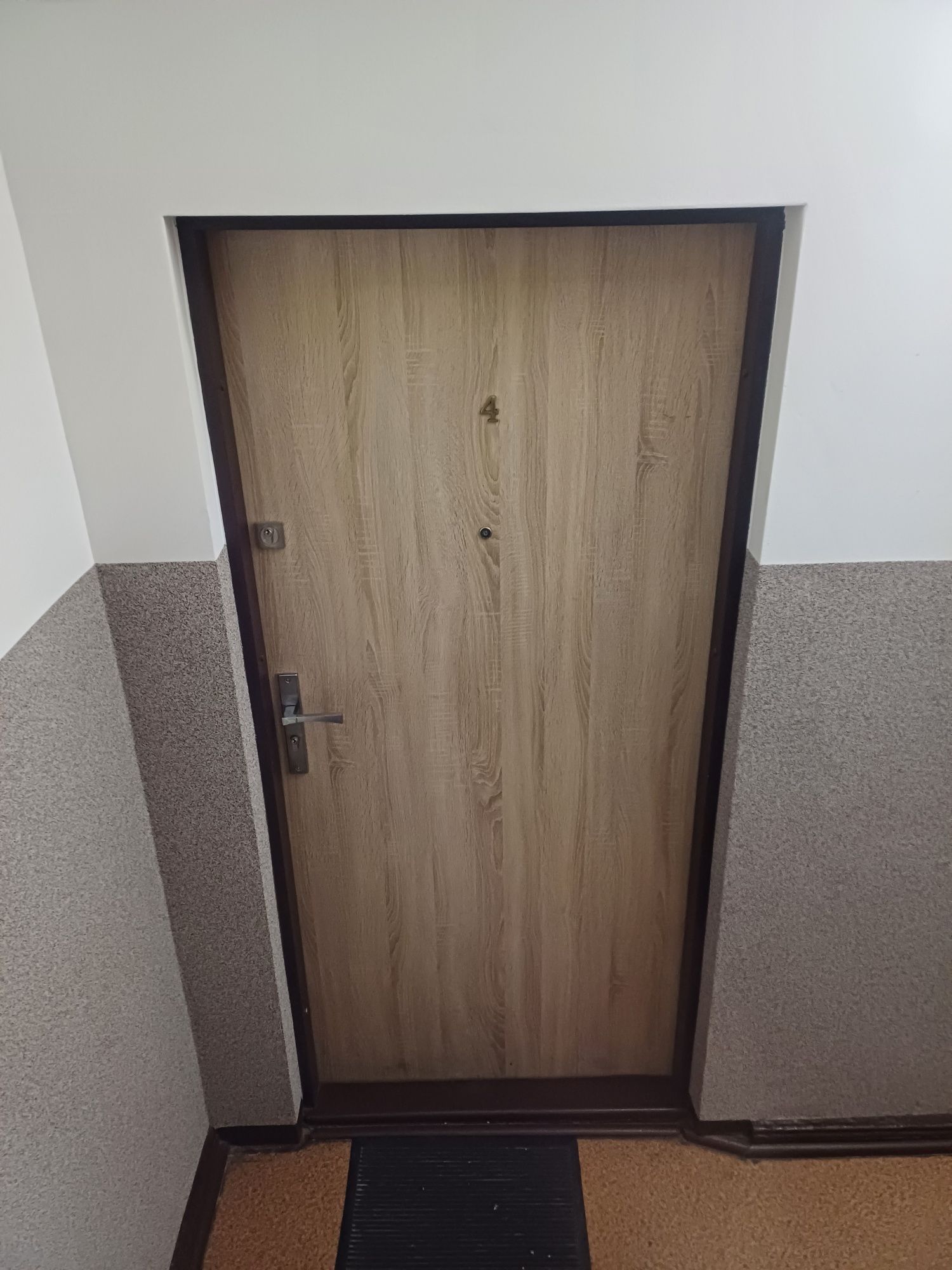 Drzwi zewnętrzne klatkowe 90cm. Lewe