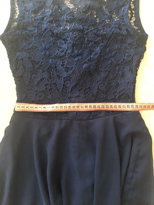 Платье нарядное (размер S)