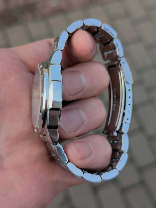 Seiko V657-9010 chrono white/blue dial