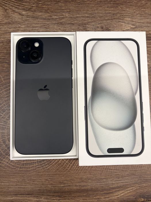 iPhone 15 czarny 256 GB stan idealny