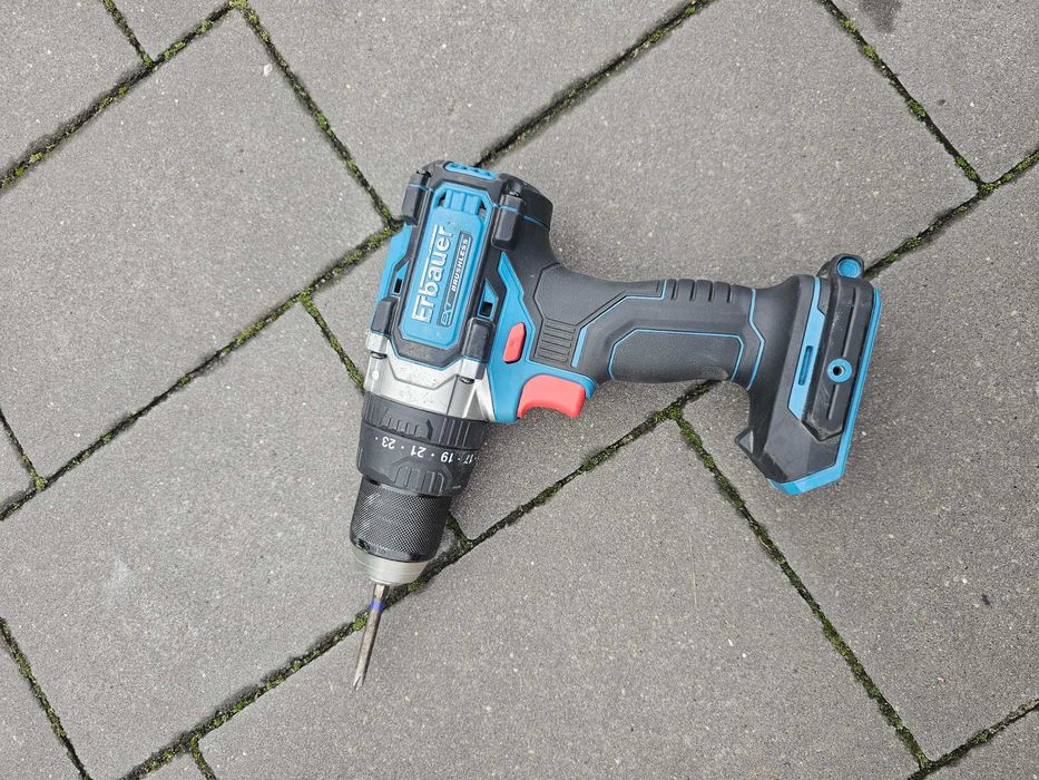 Wkrętarka udarowa Erbauer 18 V bez akumulatora