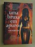 Uma Bruxa Em Apuros de Kim Harrison - 1ª Edição