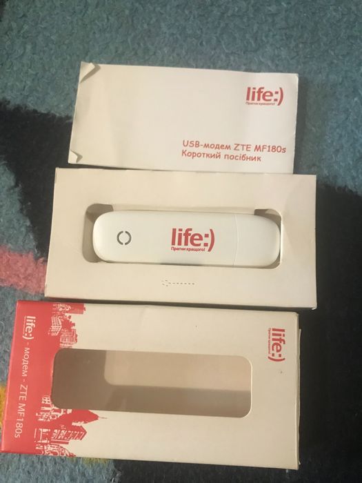 Модем-ZTE MF180s