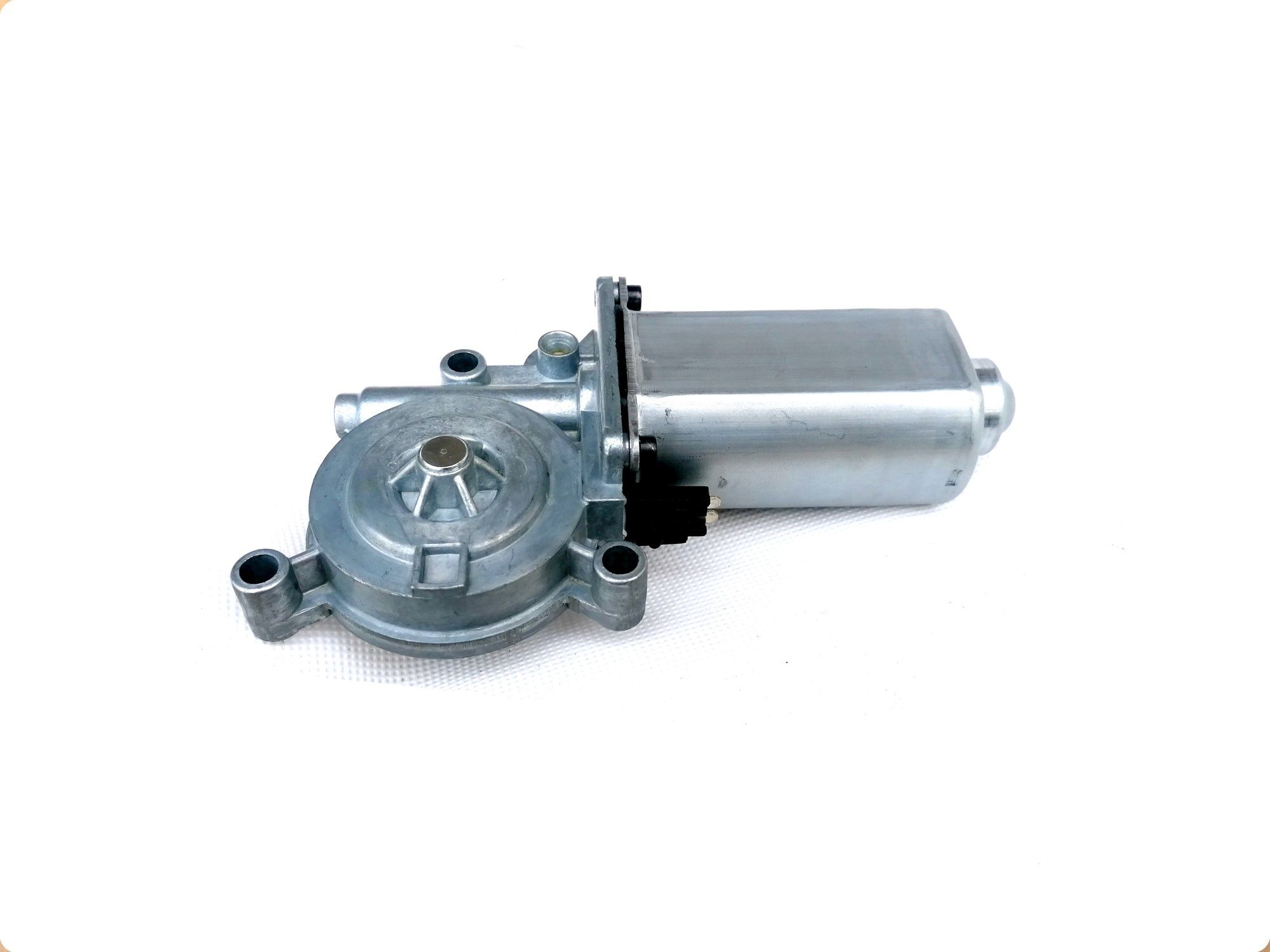 Silnik regulacji wialni John Deere 2054,2056,2058,2064,2066,2254,2256,