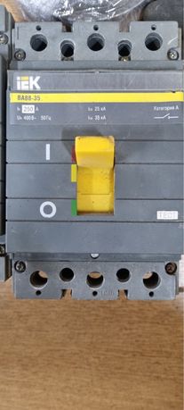 Автоматический выключатель ИЭК ВА88-35 250А 3шт по 1200 грн