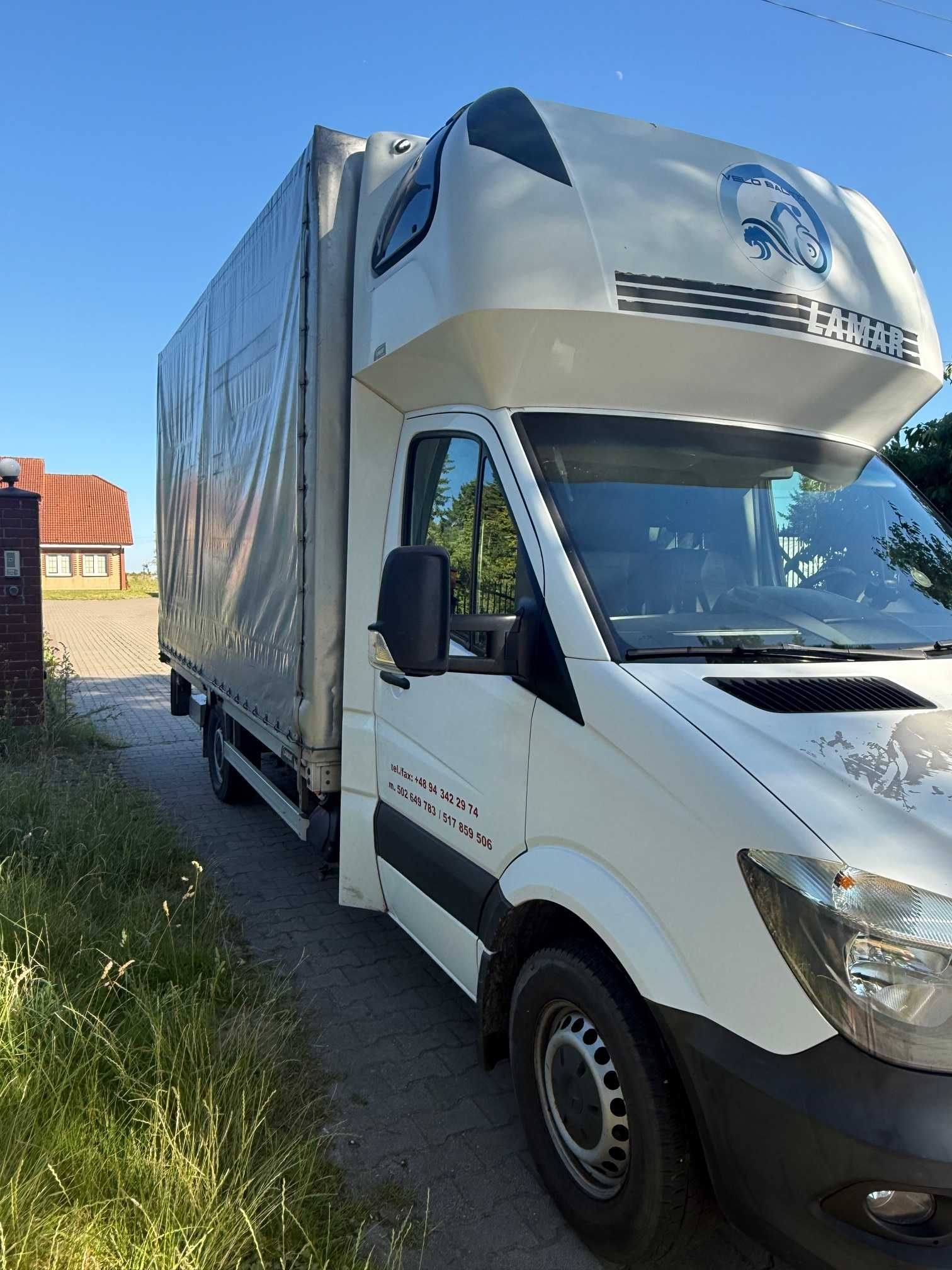 Mercedes-Benz 316 Sprinter, furgon z windą 2,2 diesel Lamar