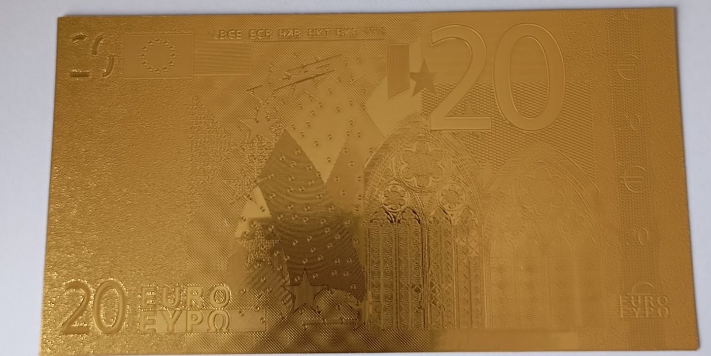 Coleção de notas de euros revistidas a ouro