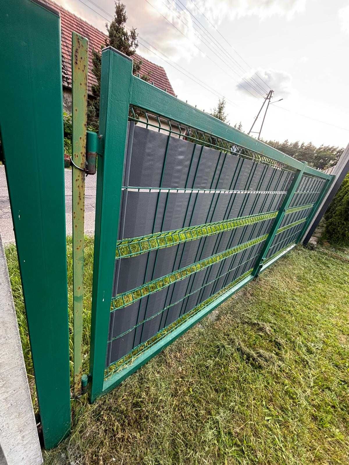 Brama wjazdowa dwuskrzydłowa 4,6 m x 1,6 m - stan BDB - ze słupami