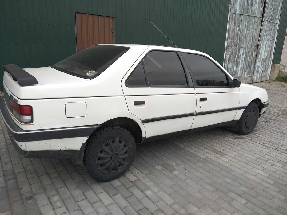 Легковий автомобіль Peugeot 405 1.9 дизель хороший стан недорого