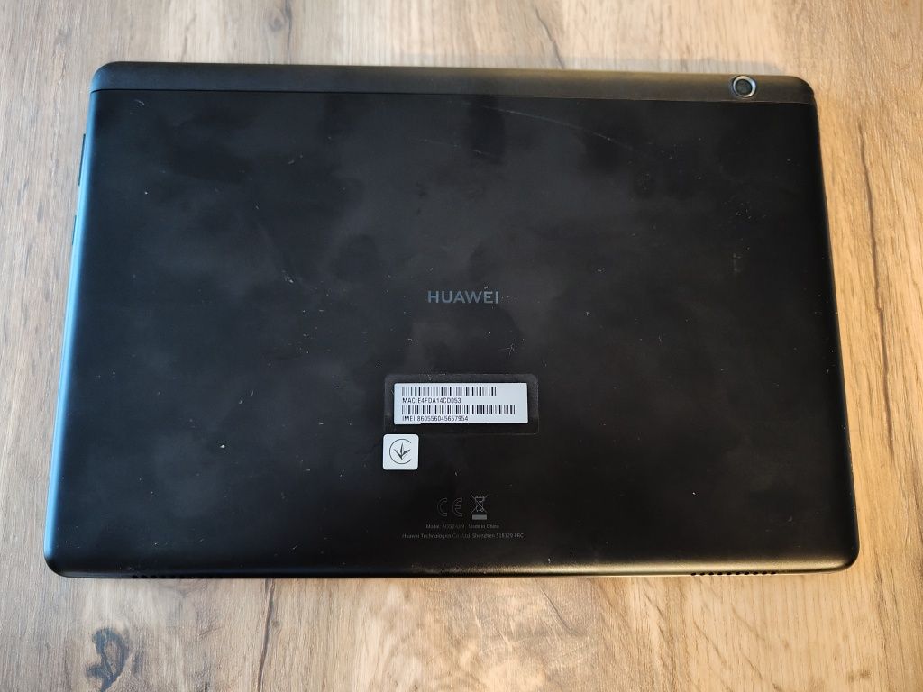 Tablet Huawei 10,1 T5 AGS2-L09 plus gratis
