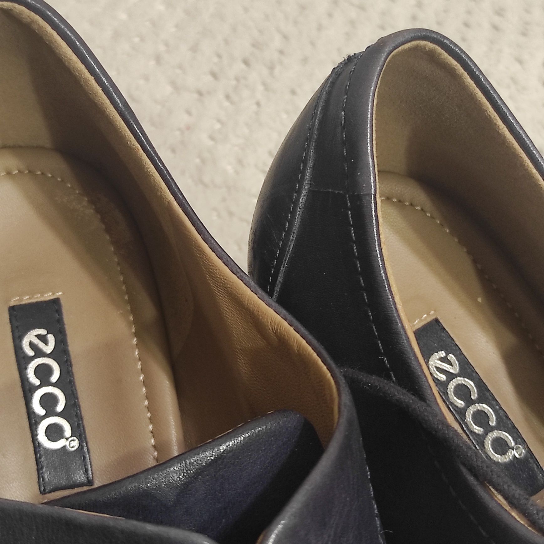 Туфли ECCO женские 42 р полуботинки, ботильоны