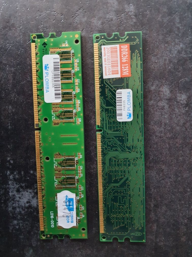 Kości pamięci 128MB, DDR
