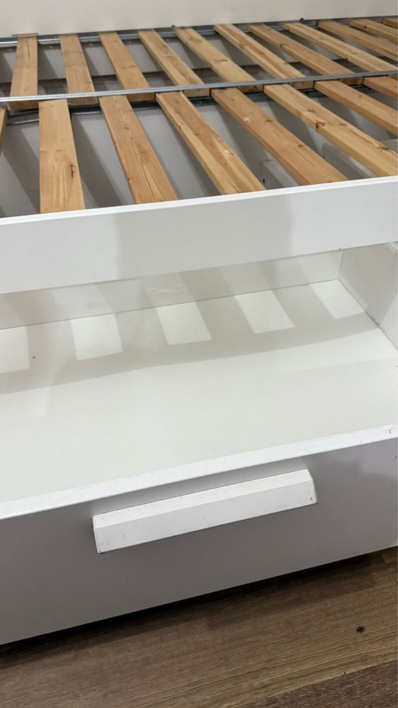Łóźko podwójne leżanka  Ikea Brimnes