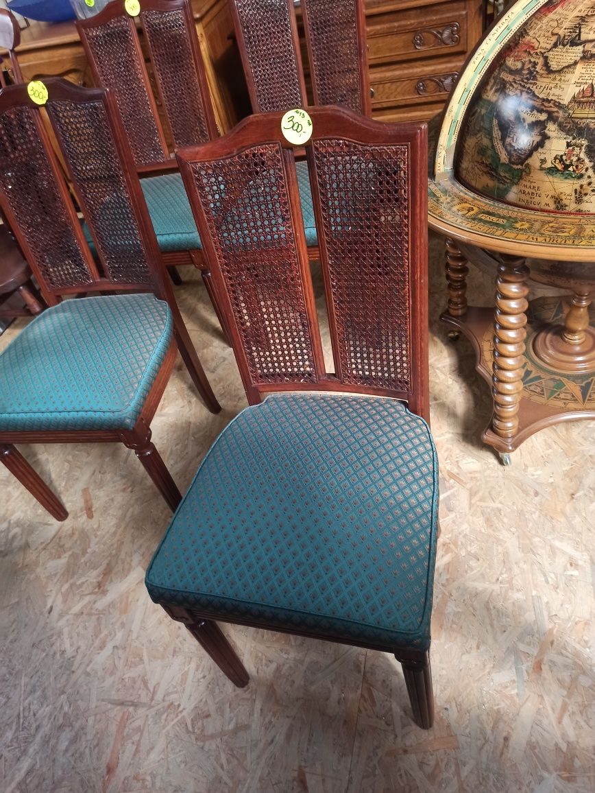 Krzesło, krzesła z rattanowym oparciem
