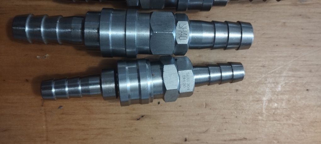 Продам оригинальный быстросъёмный штуцер SH 30 SH 40.