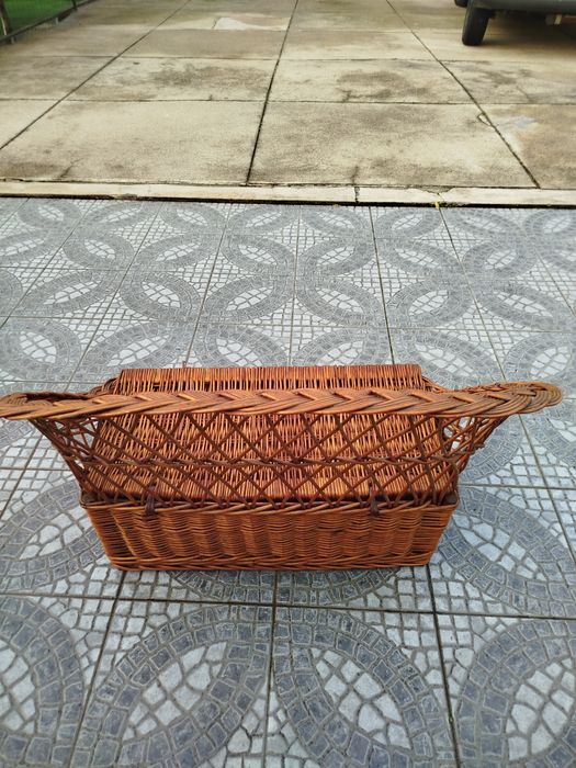 Banco em verga com arrumação